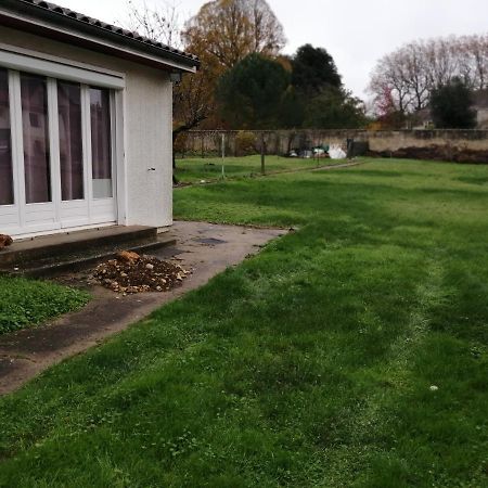 La Pomponnette Panzió Bouresse Kültér fotó
